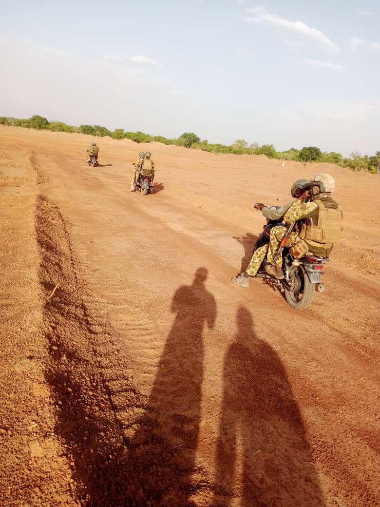 POSE DE PAVES